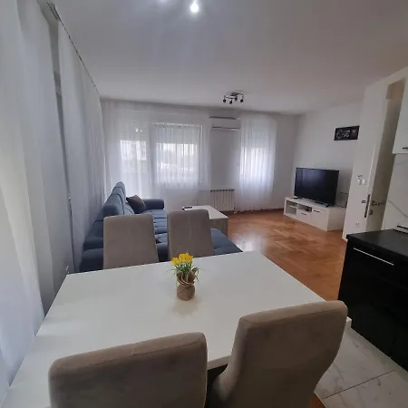 Διαμέρισμα Centrum *